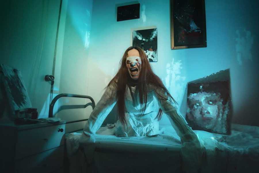 Квест в реальности Обитель проклятых от компании Quest Stars/LOCKation Квест в реальности Обитель проклятых от компании Quest Stars/LOCKation