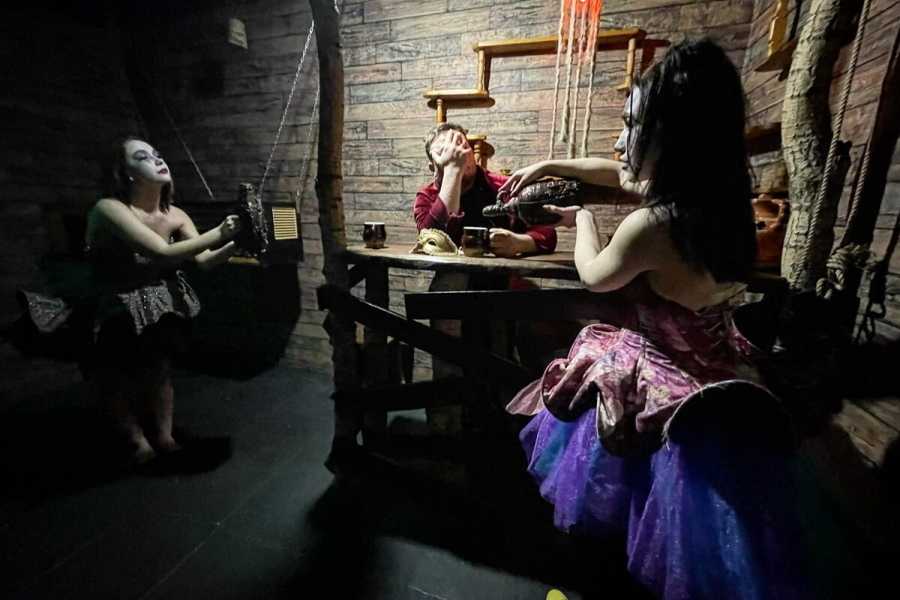 Квест в реальности Театр абсурда от компании Residence of Horror Квест в реальности Театр абсурда от компании Residence of Horror